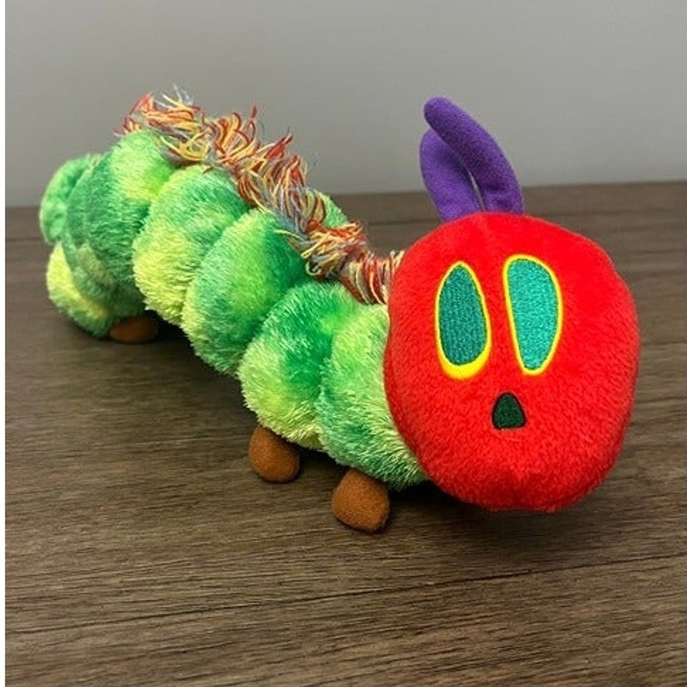 World of Eric Carle The Very Hungry Caterpillar Plush Stuffed Animal Toy Green